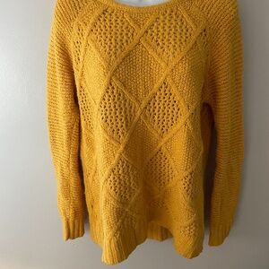 American eagle mustard yellow sweater size small